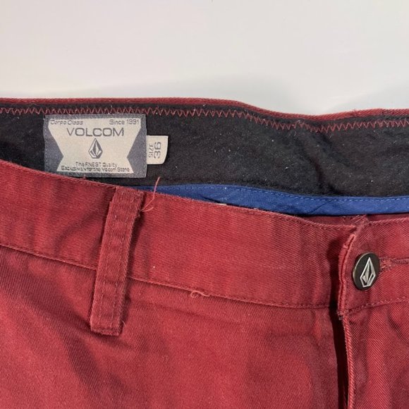 Volcom - Corpo Class - Chino Shorts - Size 36 - Picture 3 of 6